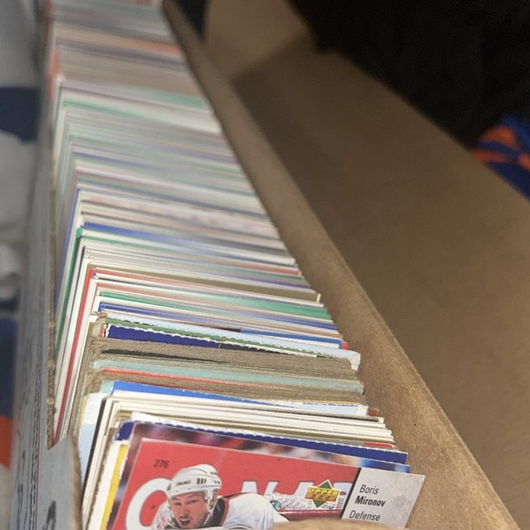 50 NHL Trading Card Lot - Picture 2 of 4